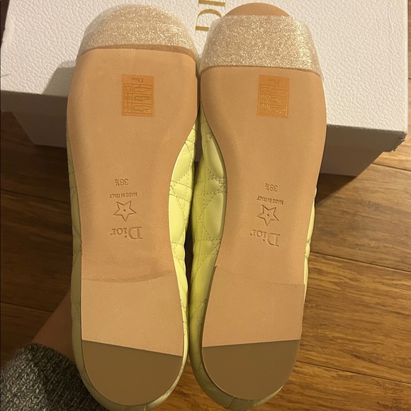 DIOR BALLET FLAT Pastel Yellow Quilted Cannage Calfskin - Picture 8 of 11